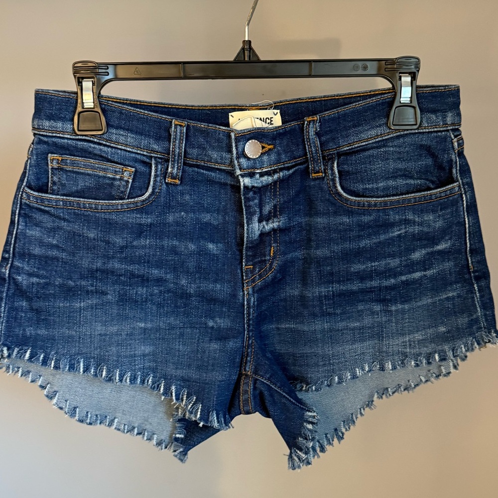 Barely Worn - L'Agence Women's Size 26 Zoe Perfect Fit Shorts in Diamond